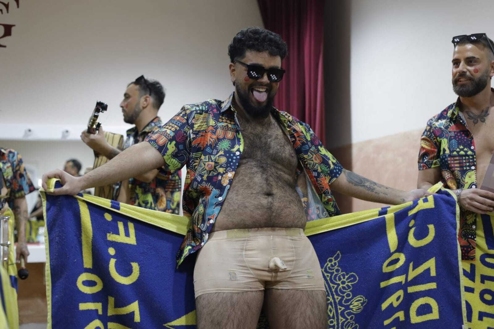 Chirigota 'Una insolación del carajo'