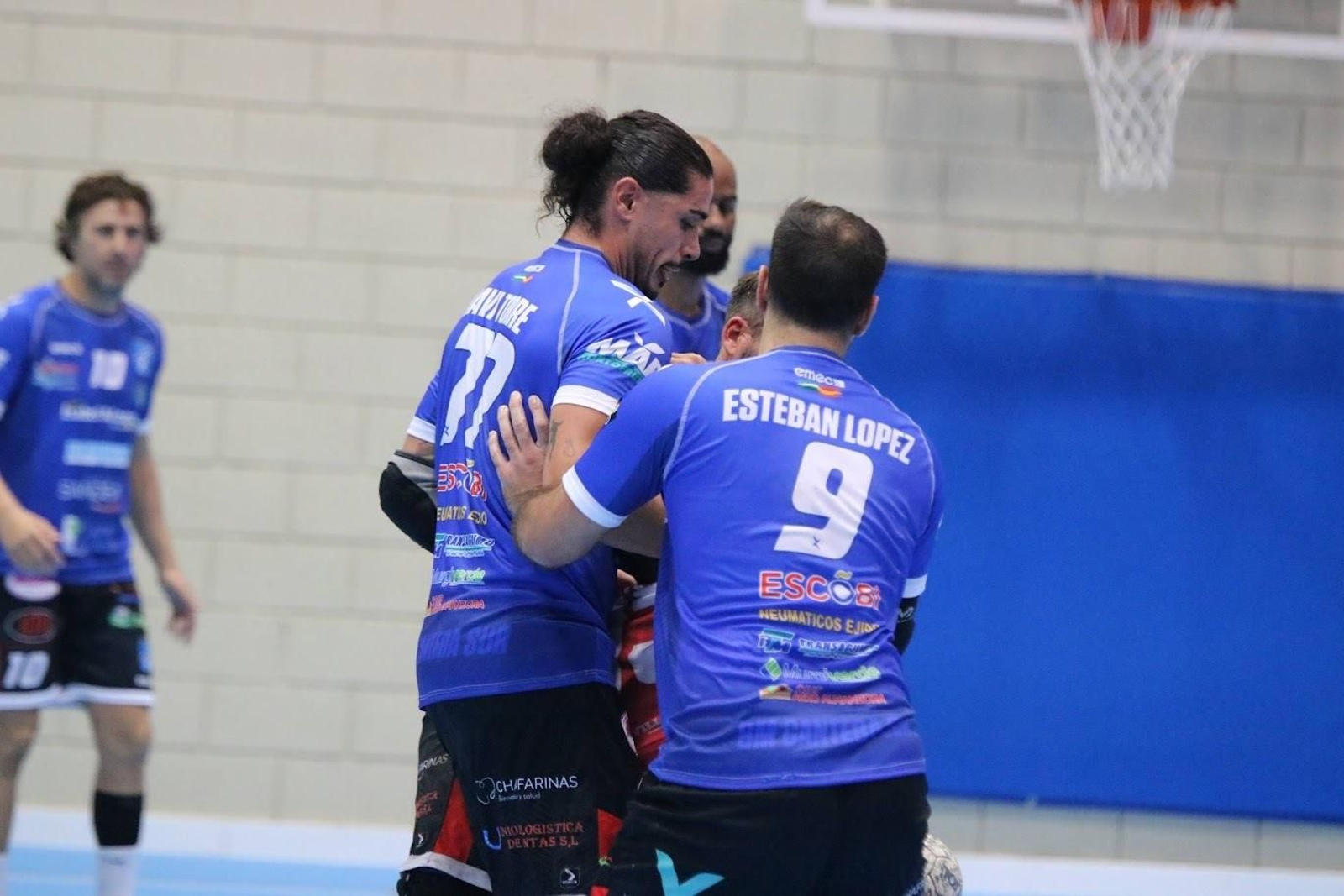 Los canterano-sureños durante el encuentro disputado en la ida.