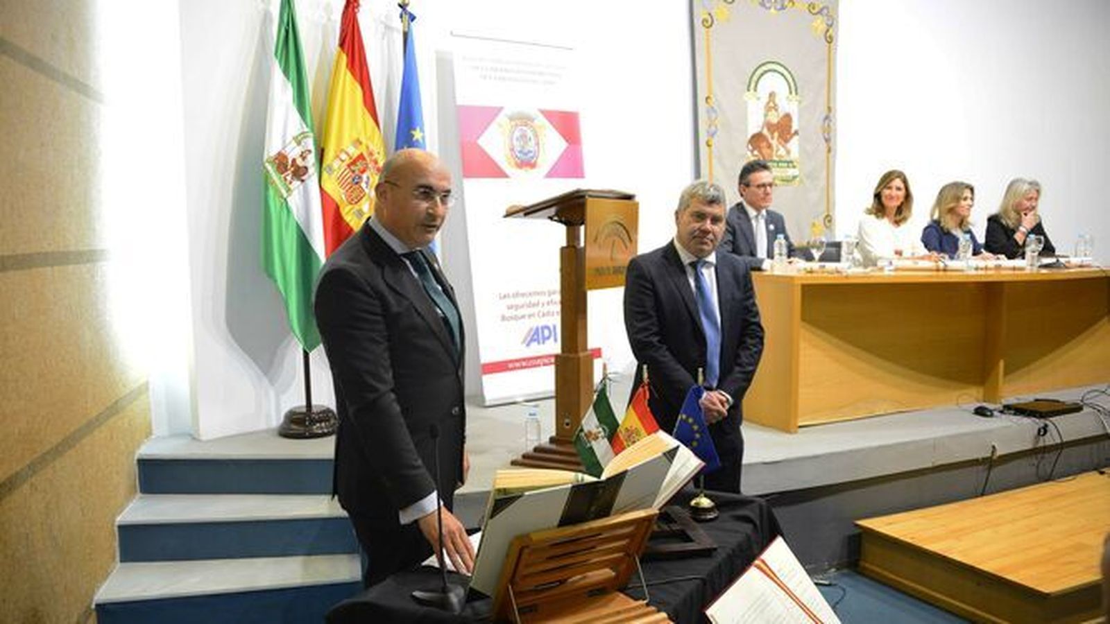 Angel Martínez, en 2019, en su toma de posesión como presidente de los agentes de la propiedad inmobiliarios de Cádiz.