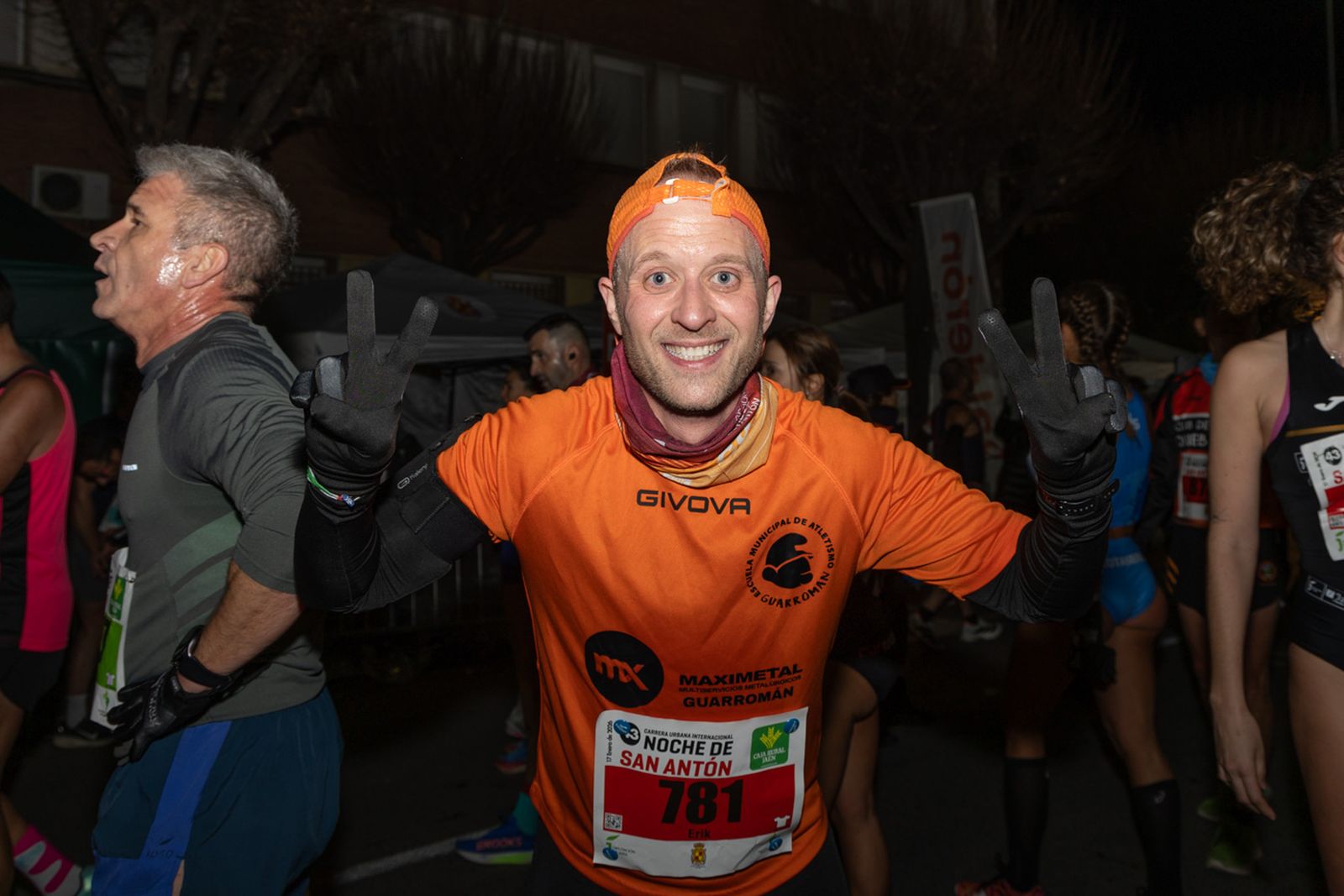 En imágenes: búscate en tu llegada a meta de la Carrera de San Antón 2026