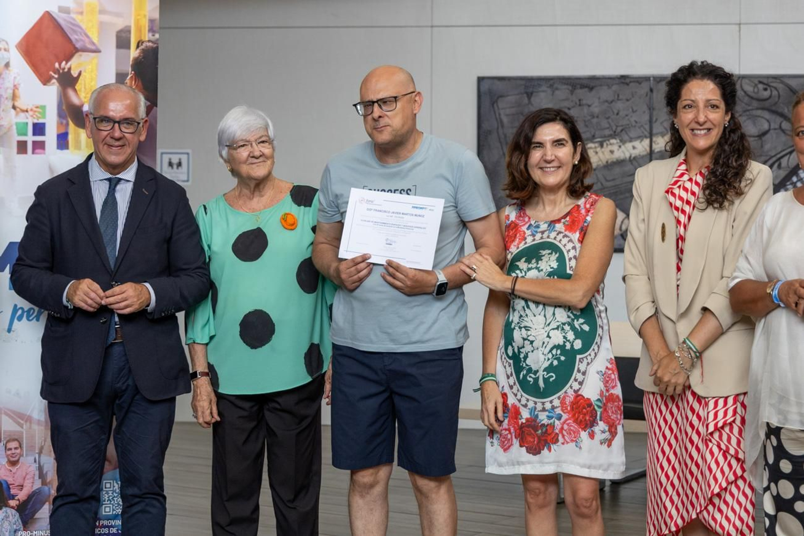Visita de la consejera a las instalaciones de Aprompsi