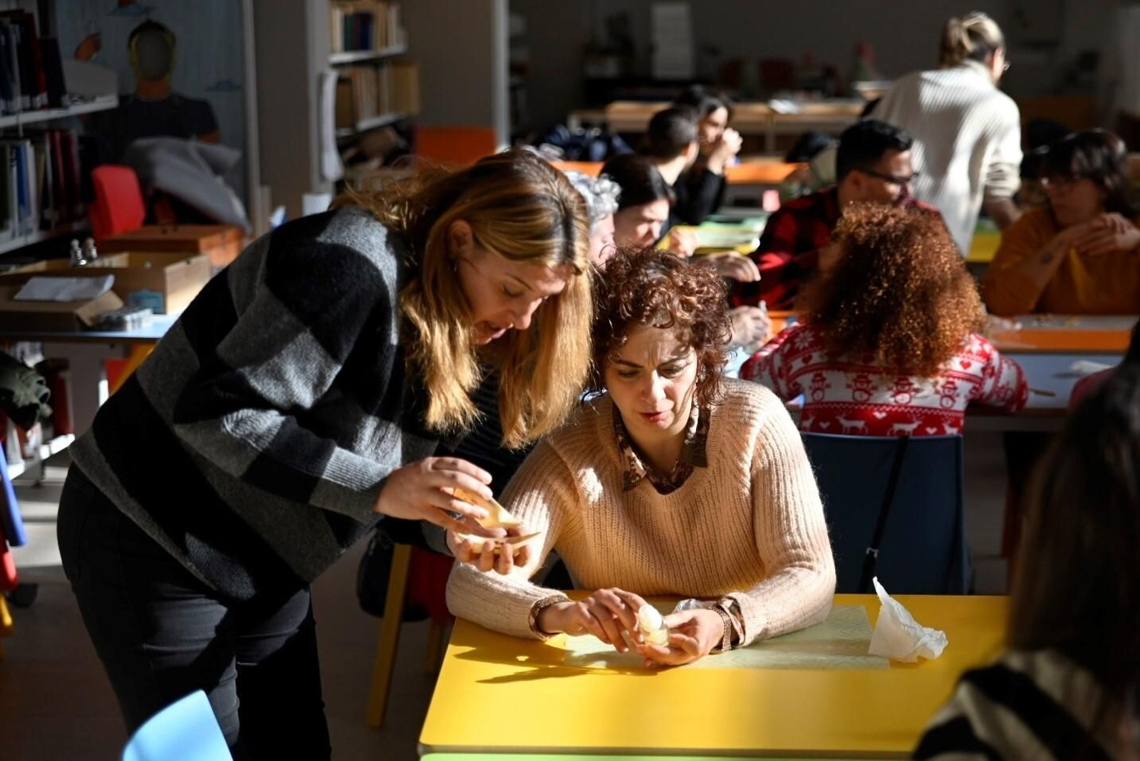 El taller 'Perfumes de la antigua Roma' del Museo Arqueológico de Córdoba, en imágenes