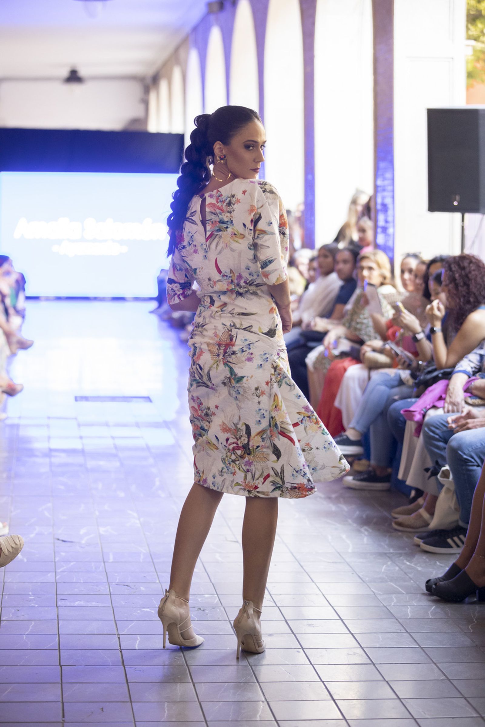 Imágenes del desfile 'Huelva provincia de moda' en la Gran Vía