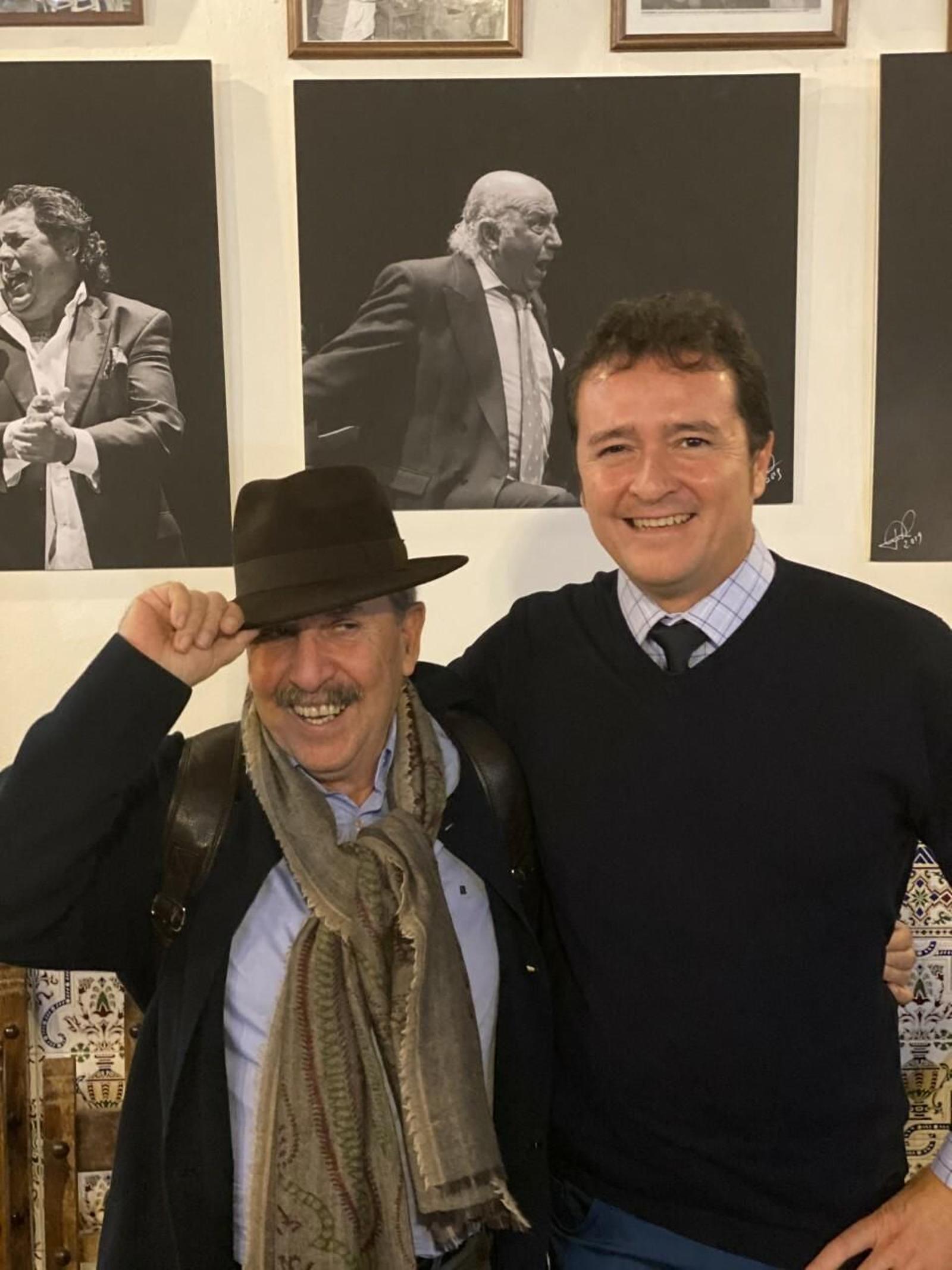 Imágenes de la zambomba de socios en Don Antonio Chacón