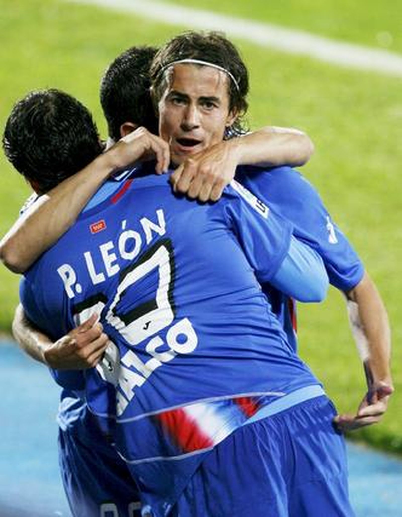 El Málaga pierde en Getafe y cae a puestos de descenso a falta de una jornada. / EFE