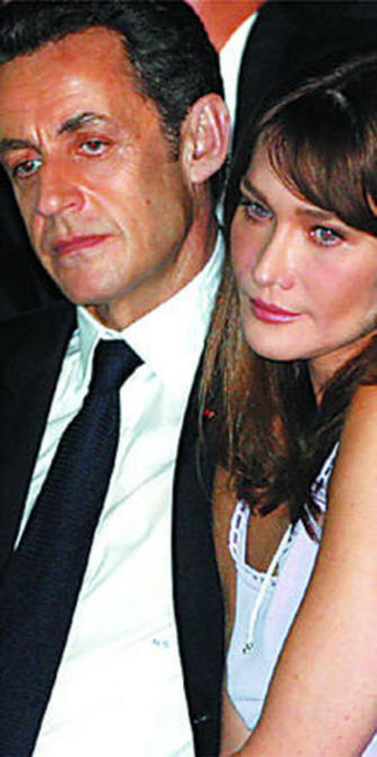 Sarkozy y Bruni, un año de amor y de cambios