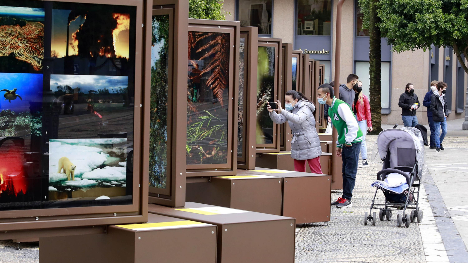 Exposición de 'De Polo a Polo' de The National Geographic en el Arenal