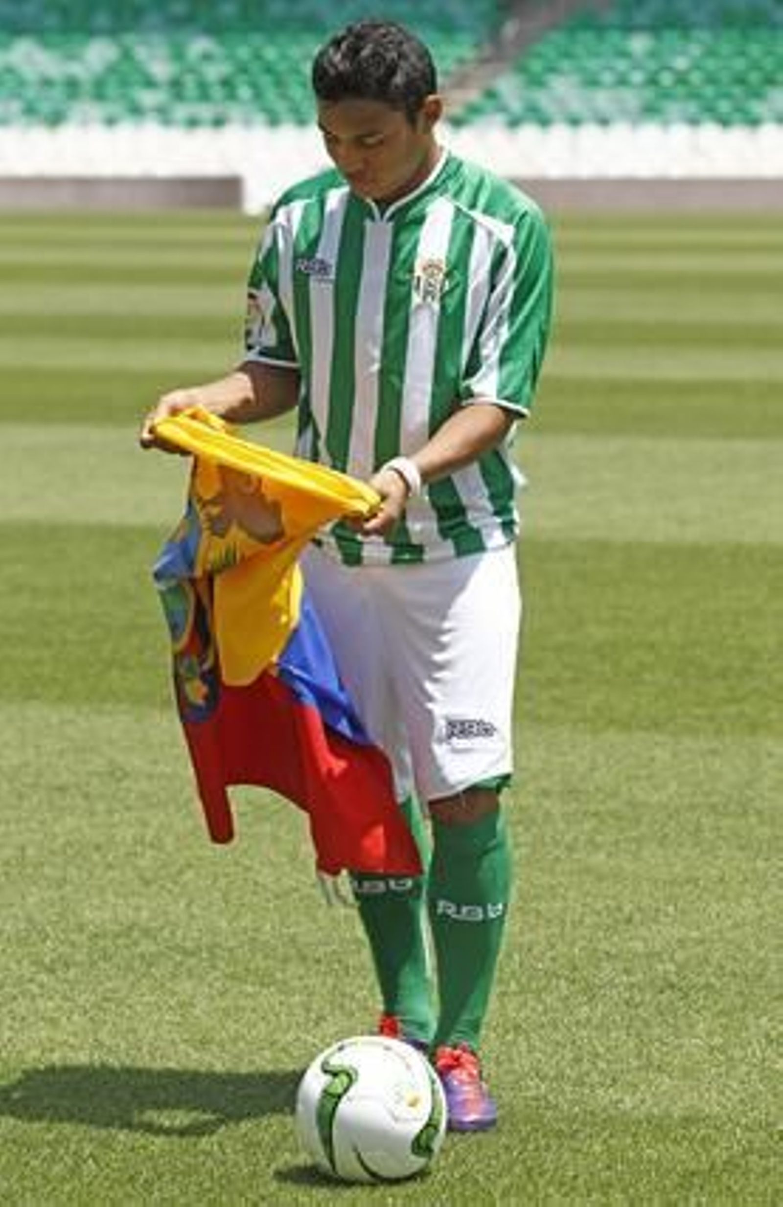 Presentación de Jefferson Montero, el nuevo fichaje del Betis.

Foto: Antonio Pizarro