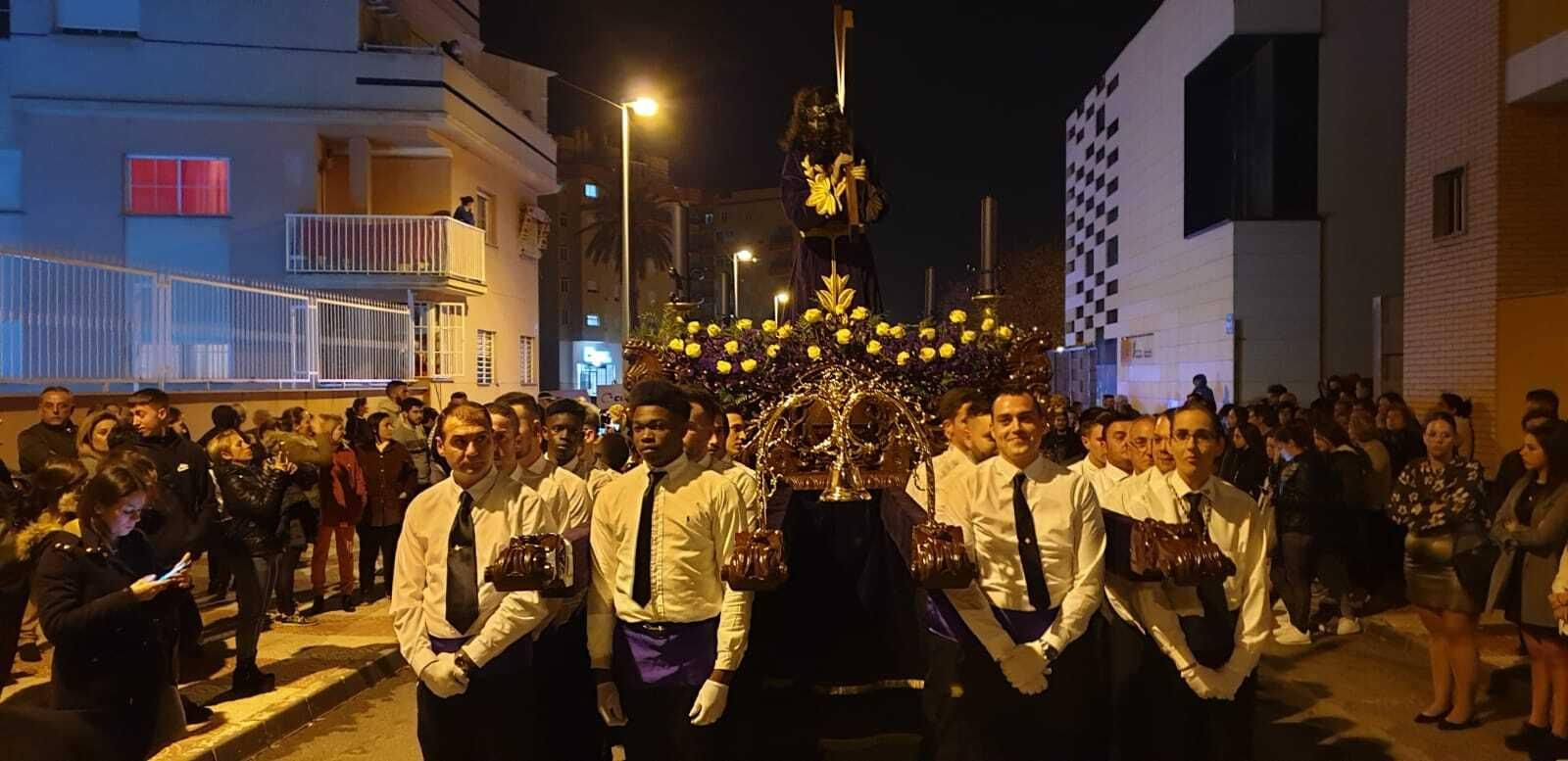 El consumo de agua revela que 47.000 personas no vinieron en Semana Santa a Roquetas