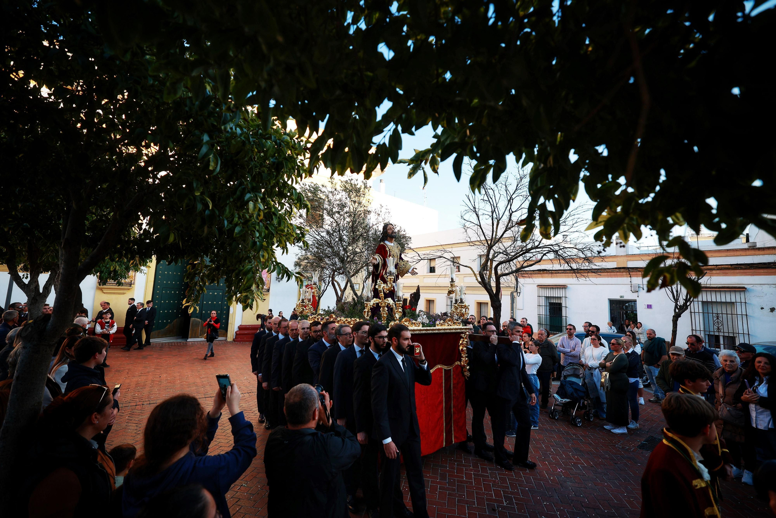 Las imágenes del vía crucis del Huerto en San Fernando