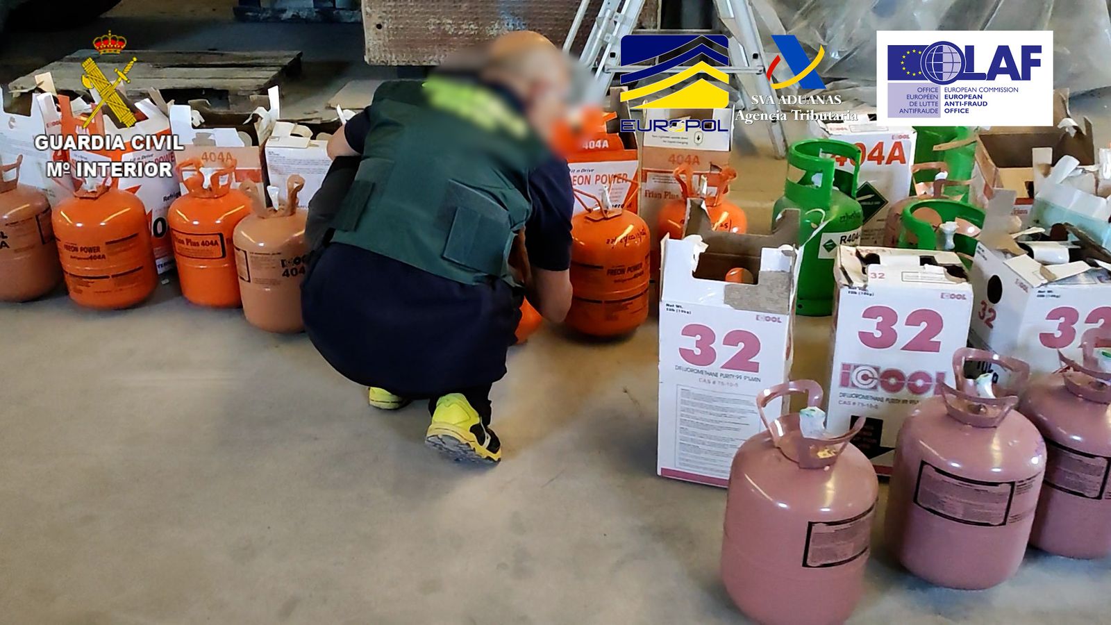 Imagen con parte del material intervenido en la operación.