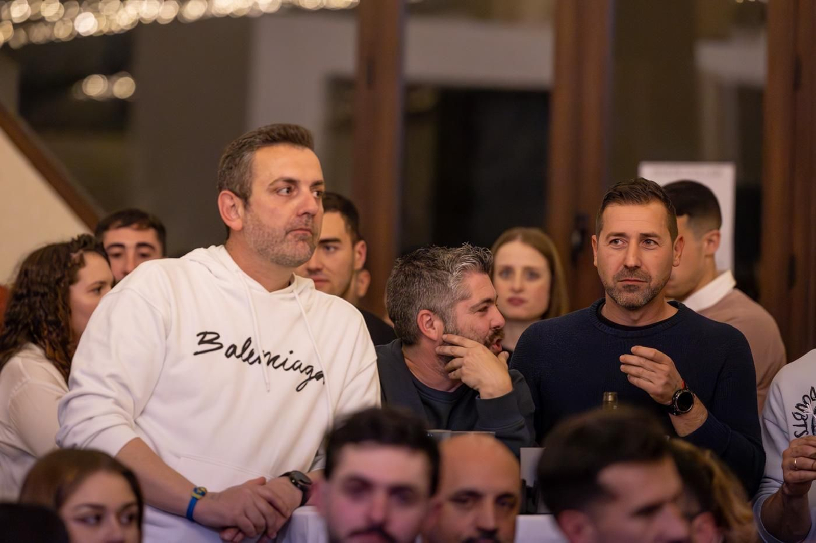 El boxeo solidario de la VI velada White Collar Boxing cautiva al público de Jaén