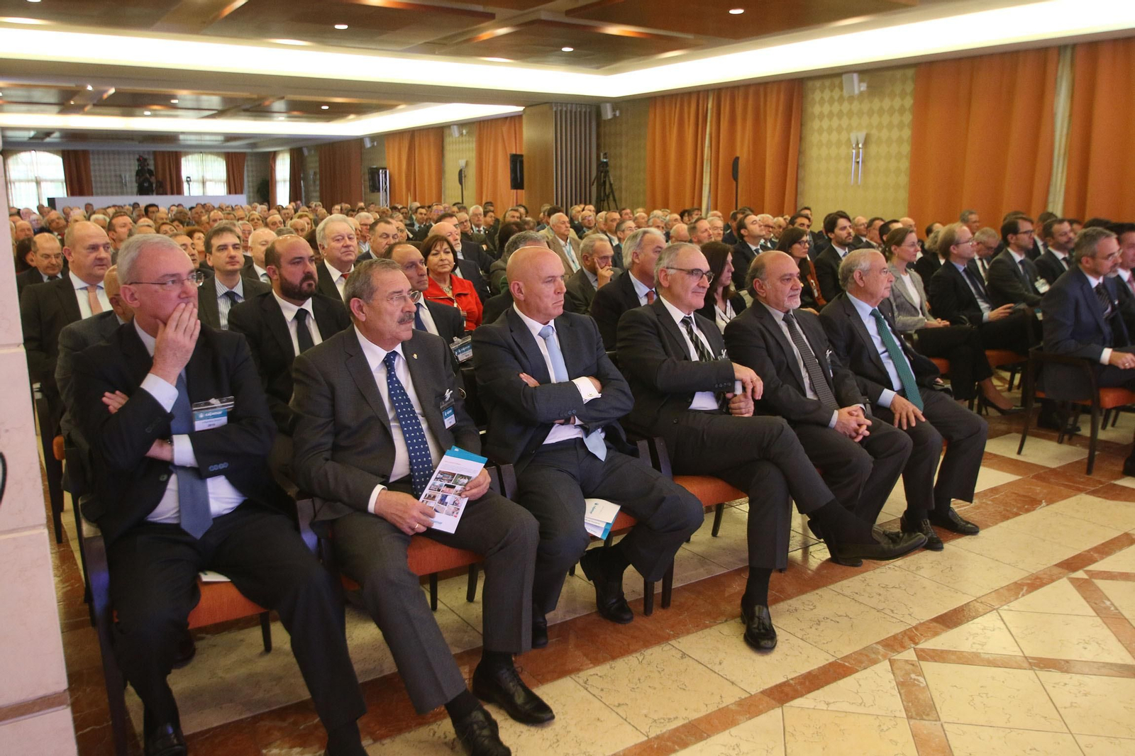 Fotogalería de la Asamblea General de Cajamar