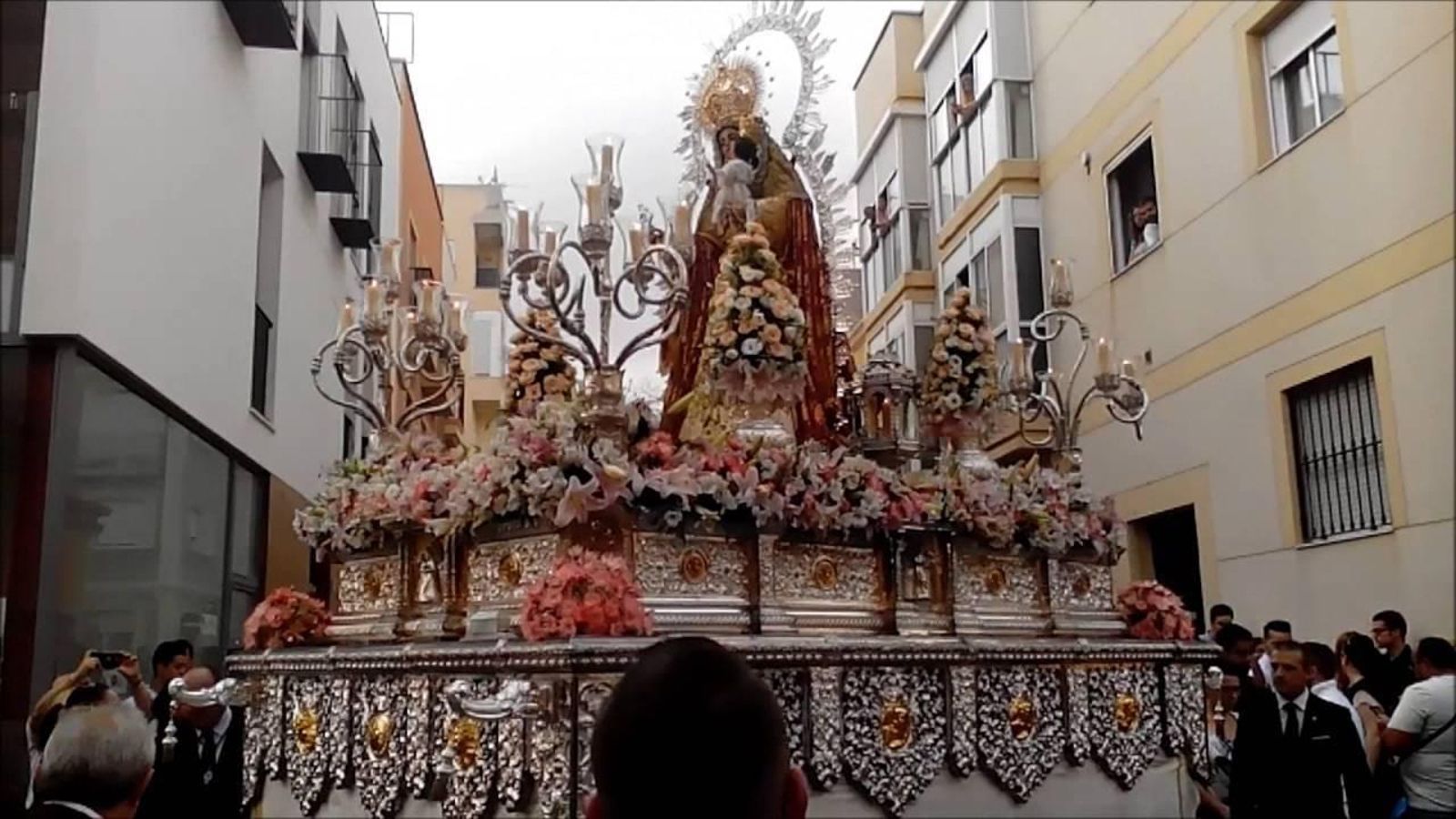 Virgen del Rosario, titular de la Hermandad de la Macarena.