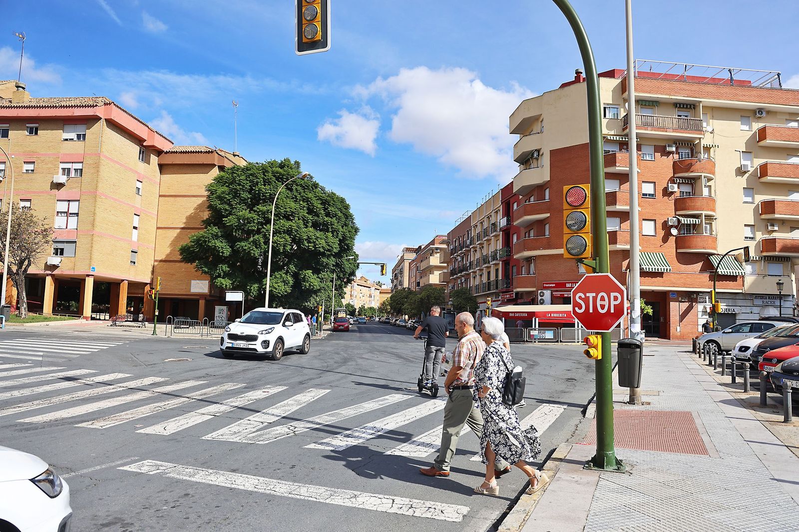 Avenida Palomeque con un tramo ya asfaltado.