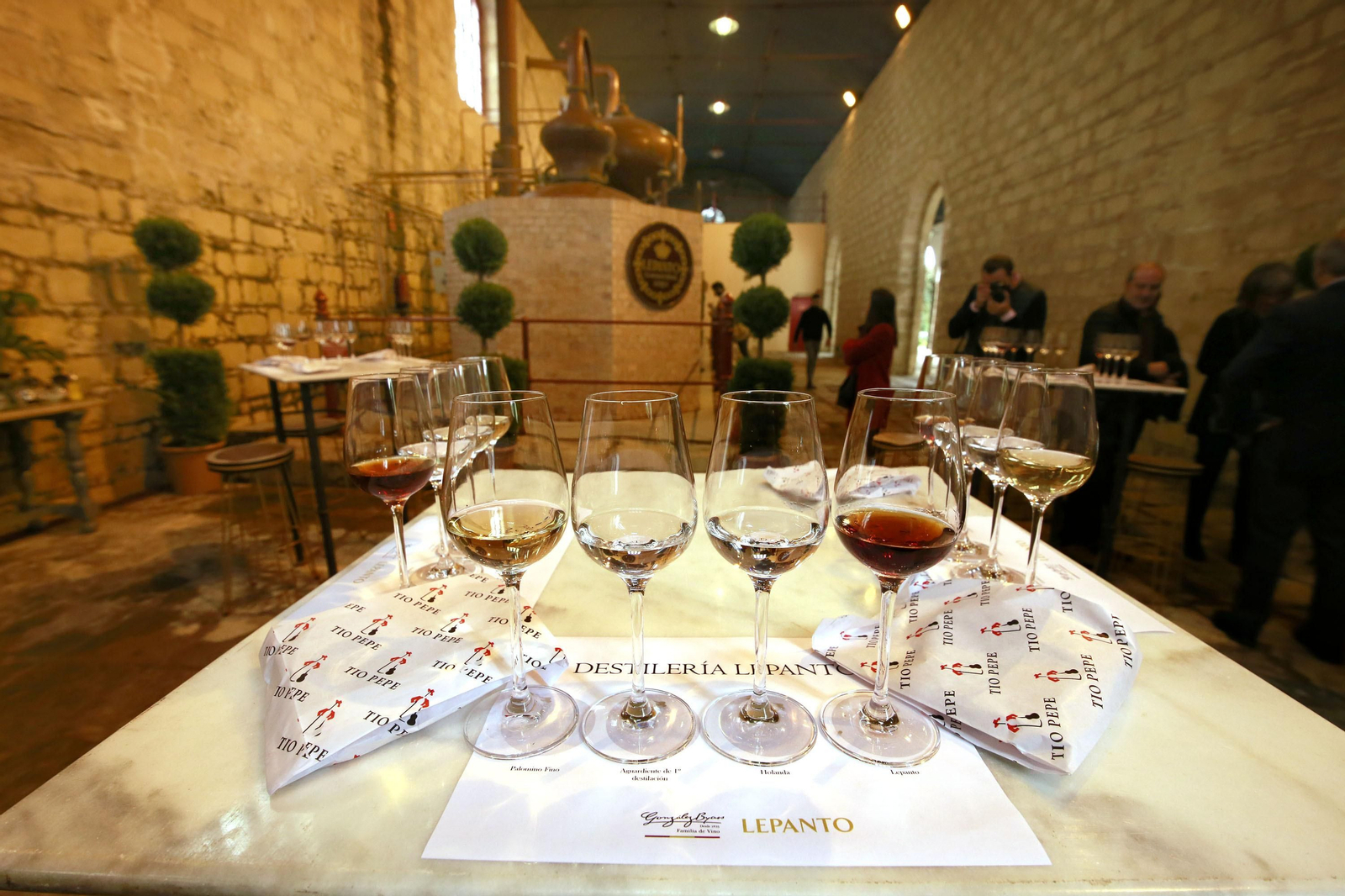 Inicio de la destilación del brandy Lepanto