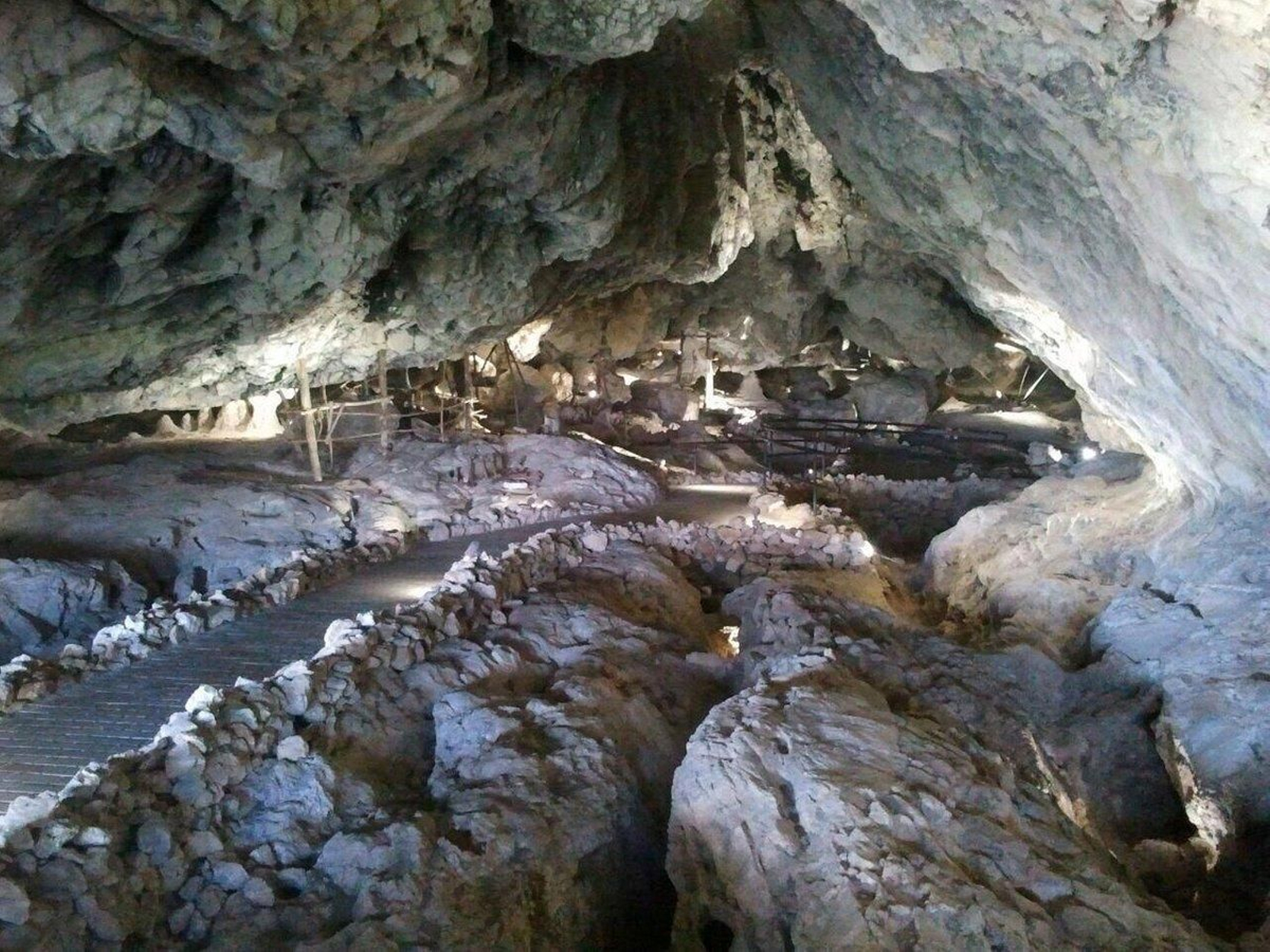 Cueva de Píñar, Granada