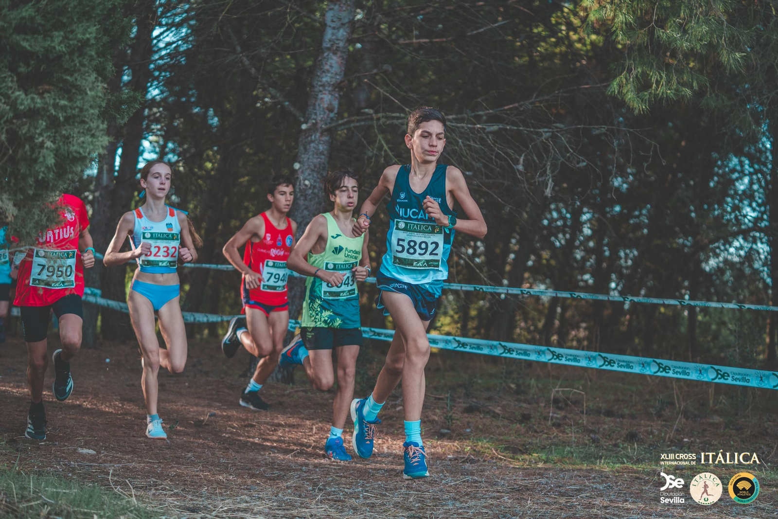 Búscate en las fotos del Cross de Itálica 2025 | 7