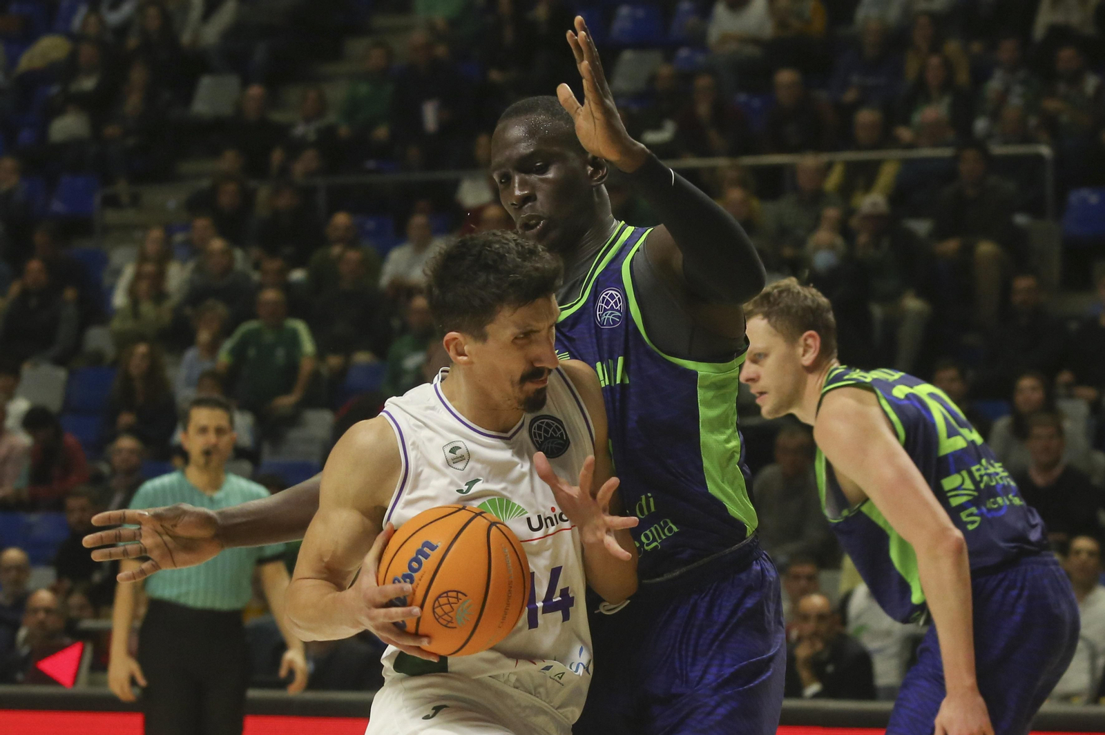 El Unicaja-Dinamo Sassari, en fotos