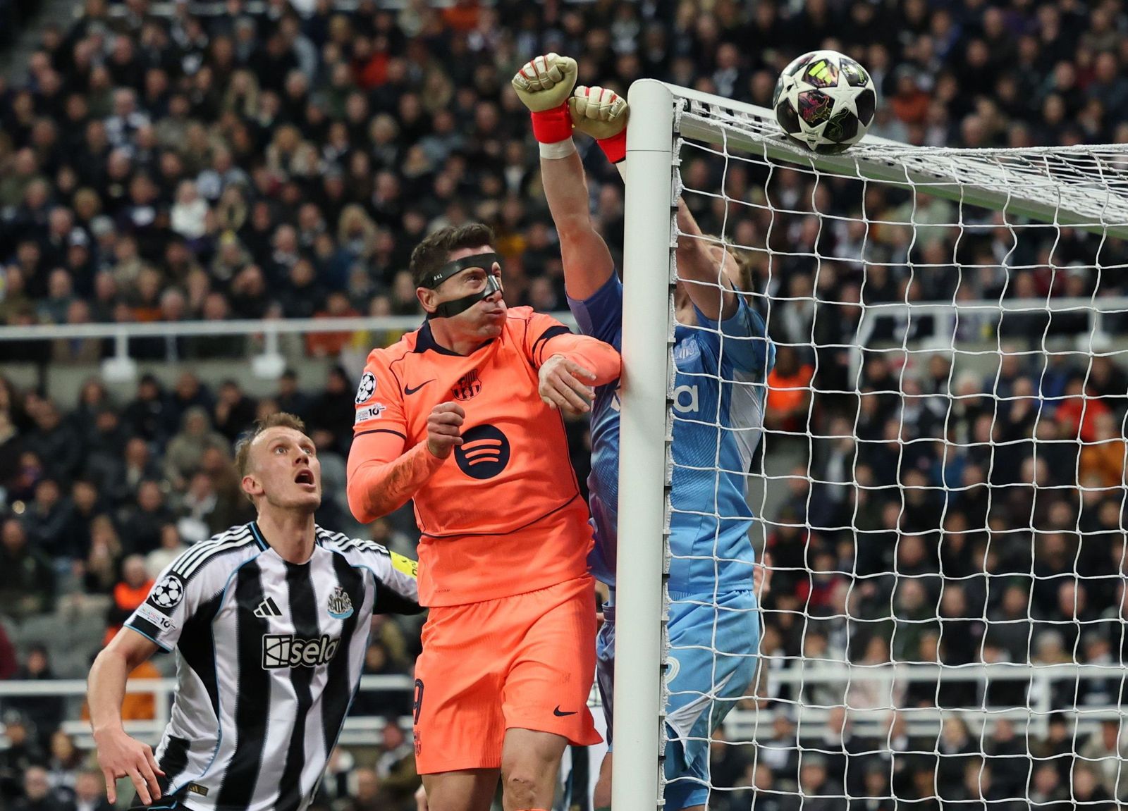 Las fotos del Newcastle-Barcelona