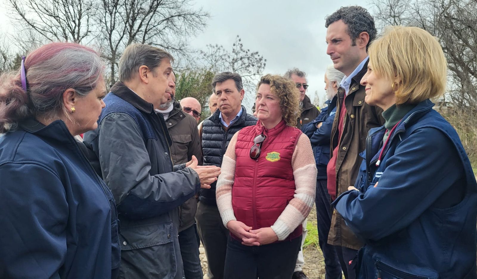 Visita de Luis Planas a cultivos inundados en La Barca.