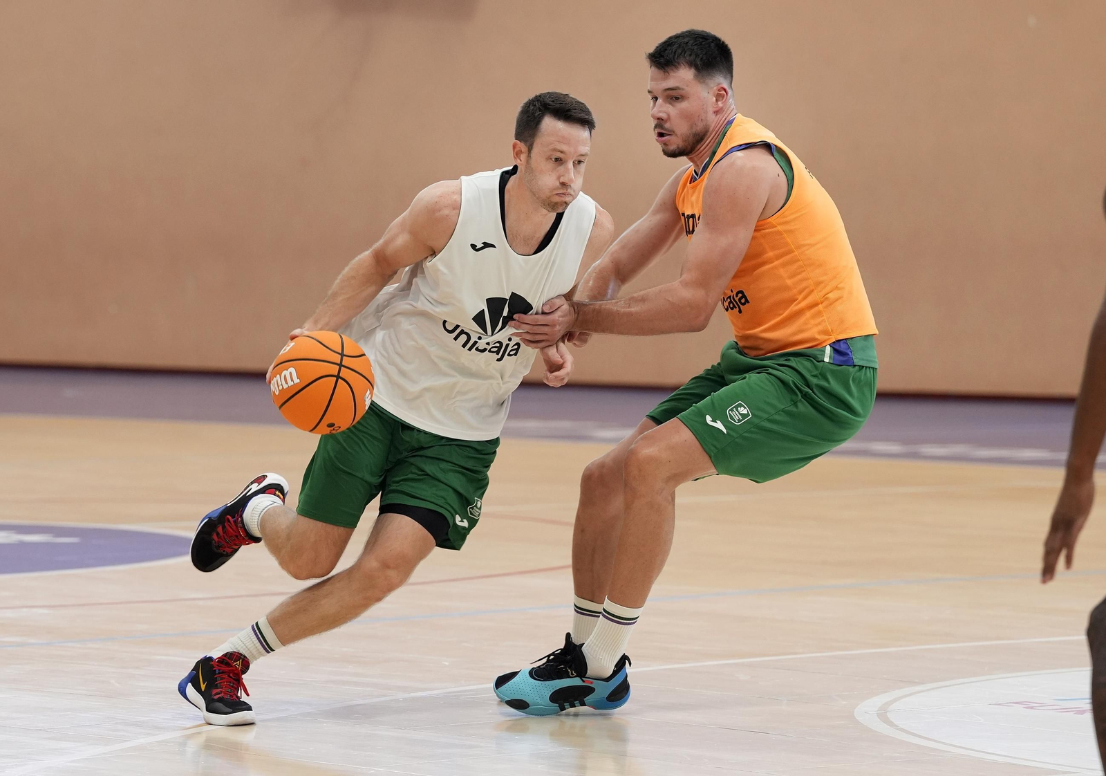 Killian Tillie ya entrena con el Unicaja y su debut se acerca