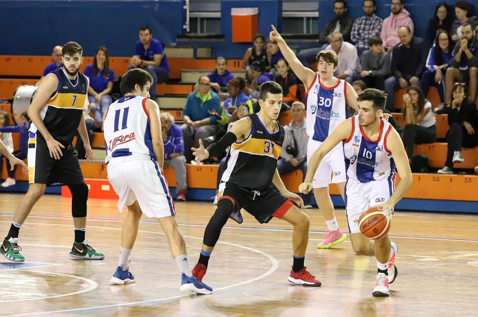 Imágenes del Enrique Benítez - Utrera