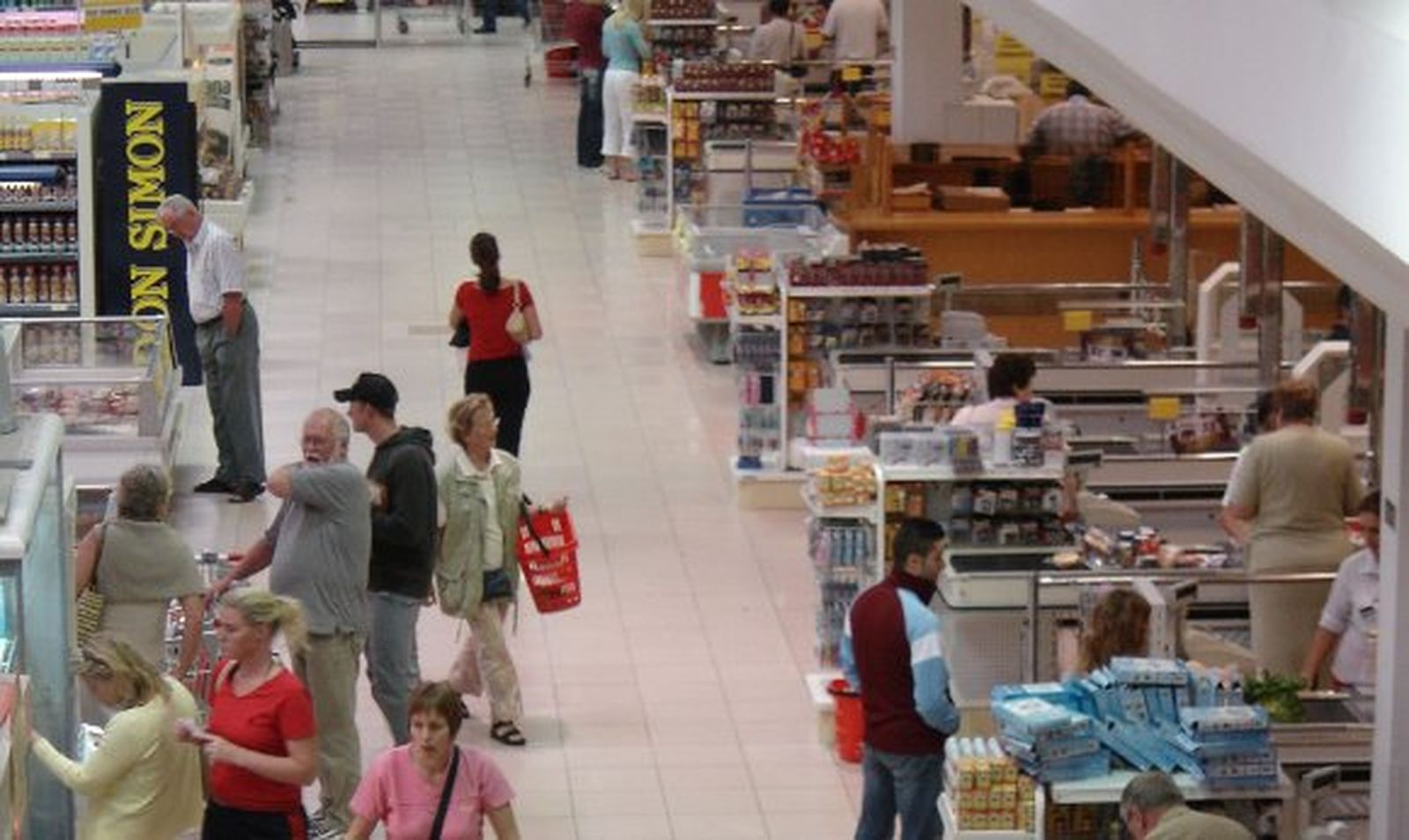 La mitad de los españoles cree que su economía está peor que a finales de 2012