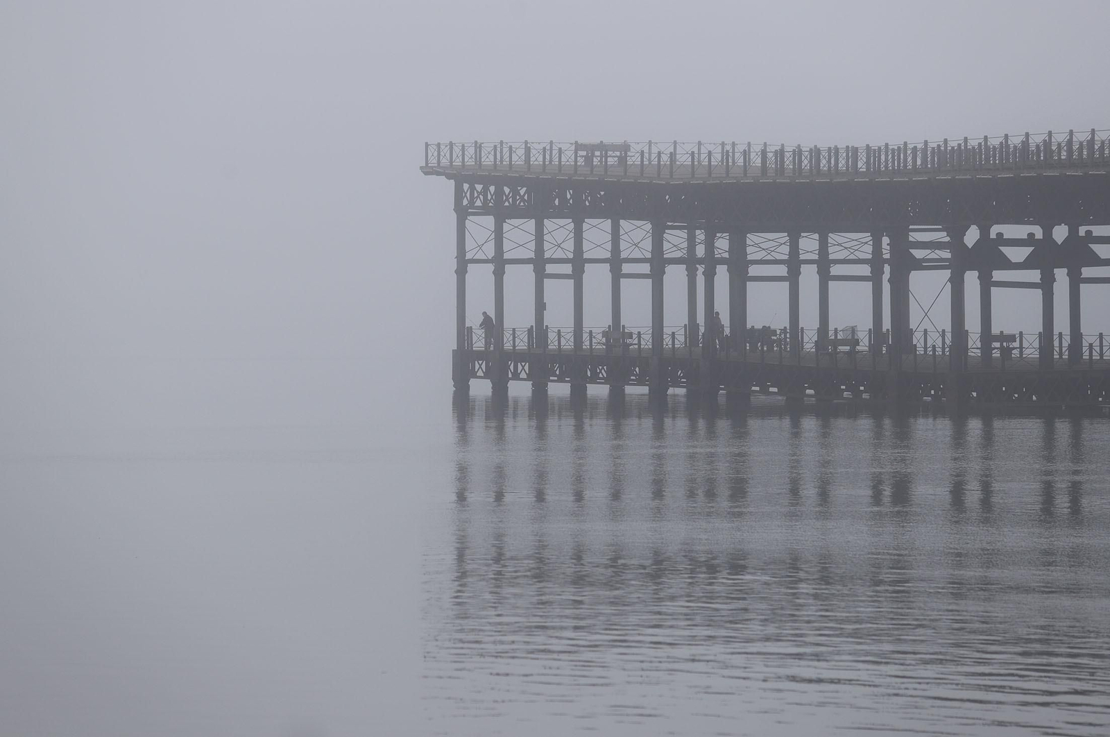 Imágenes de la niebla durante la mañana en Huelva