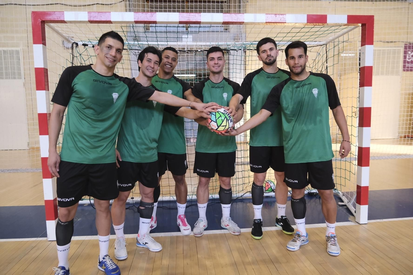 El primer entrenamiento del Córdoba Futsal, en imágenes