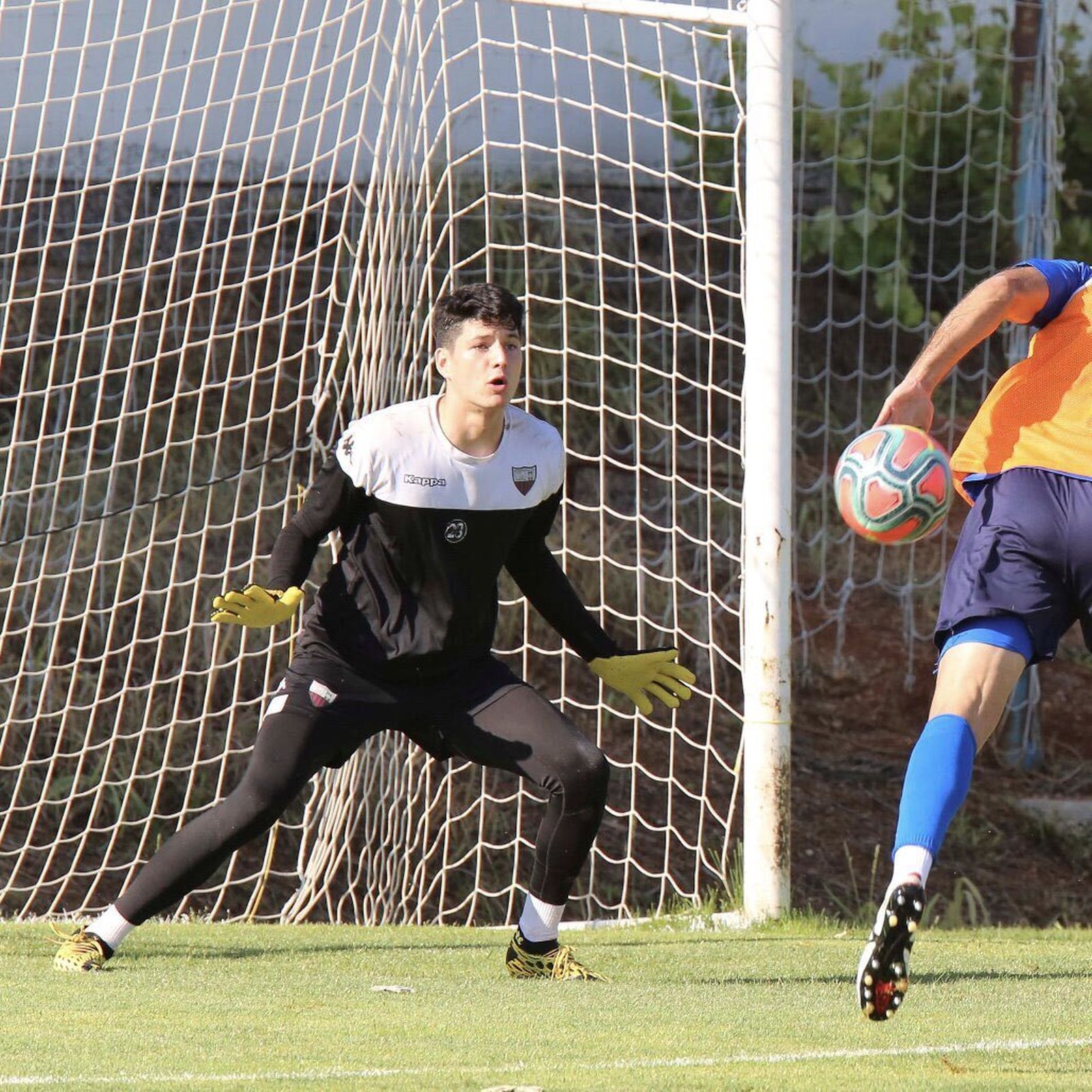 Yamaguchi llega para ser uno de los guardametas del nuevo Decano.