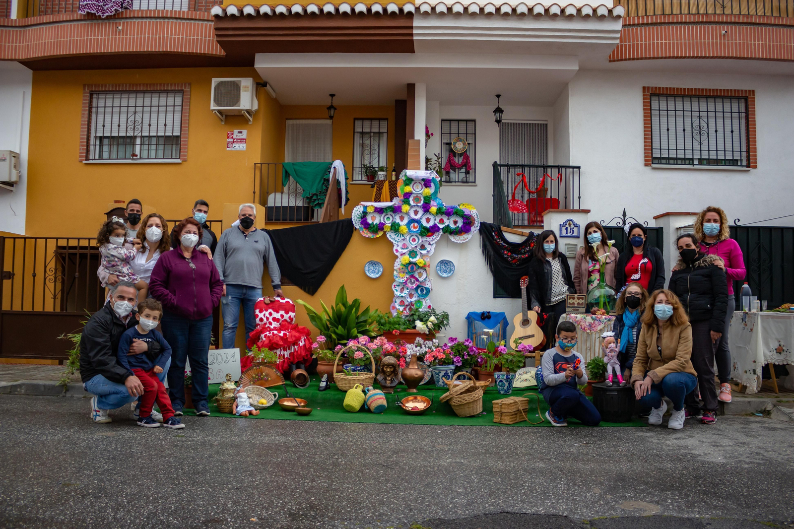Fotos: Granada se queda con las ganas de más Día de la Cruz por la tarde