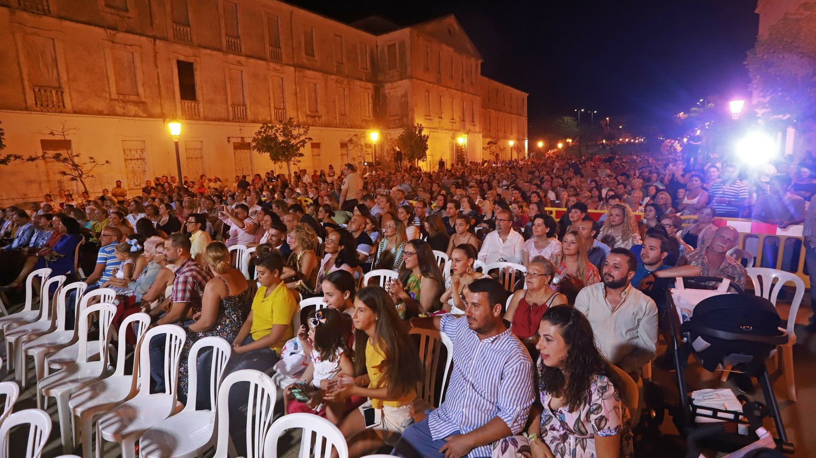 Las mejores fotos de la Coronación de las Reinas de la Feria Real de San Roque