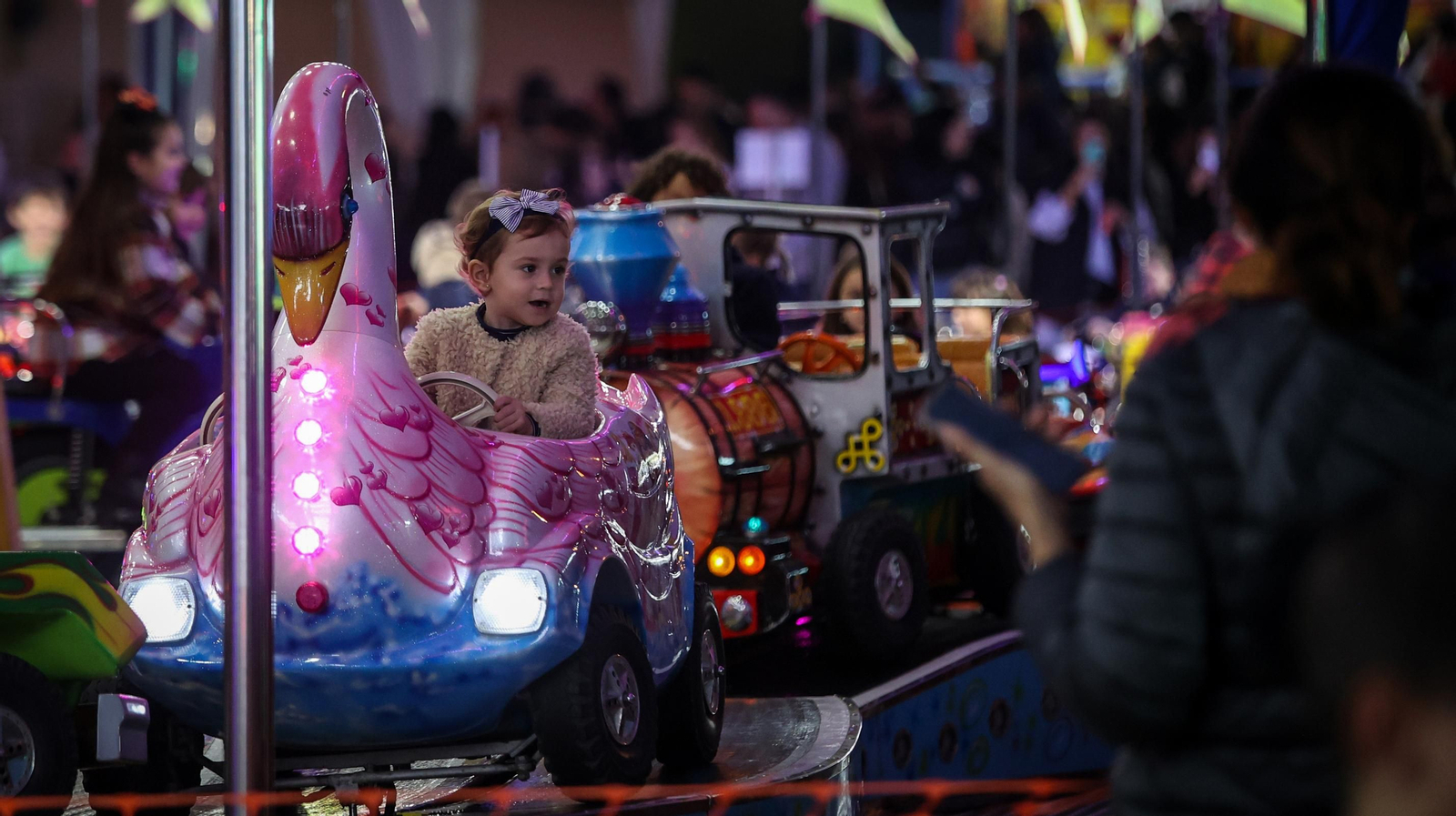 Lleno absoluto en el parque de atracciones de Jerez
