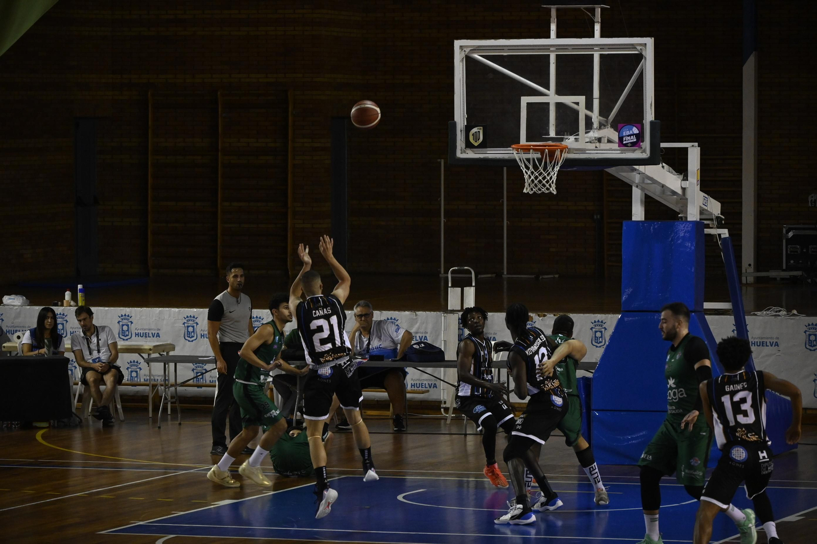 2 Jornada de la fase final de ascensos a LEB Plata entre el Huelva Comercio y el Ucoga Seguros Chantada