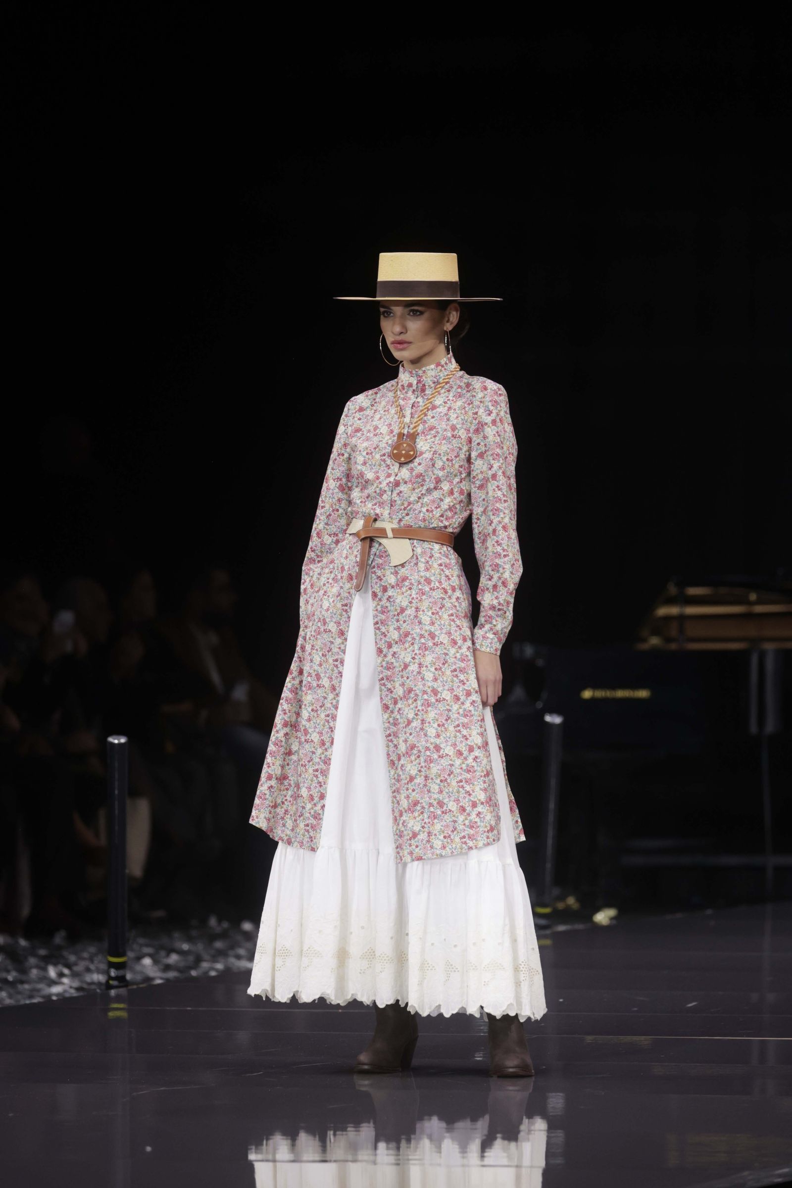 El desfile de Pilar Rubio en SIMOF 2023, todas las fotos