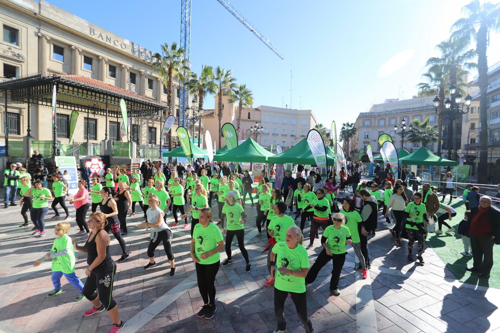 La Plaza de las Monjas es el epicentro en el que se desarrolla el Universo Mujer.