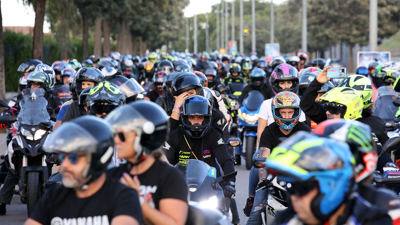 Caravana motera desde el Circuito de Jerez al Parque González Hontoria
