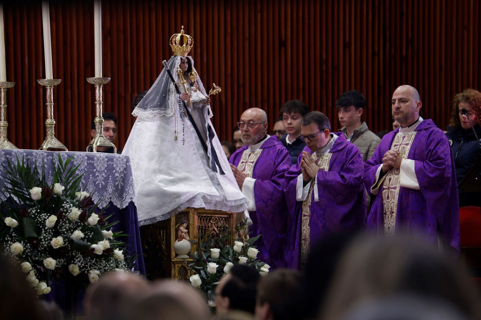 Las imágenes de la misa funeral en Adamuz por las víctimas del accidente de tren