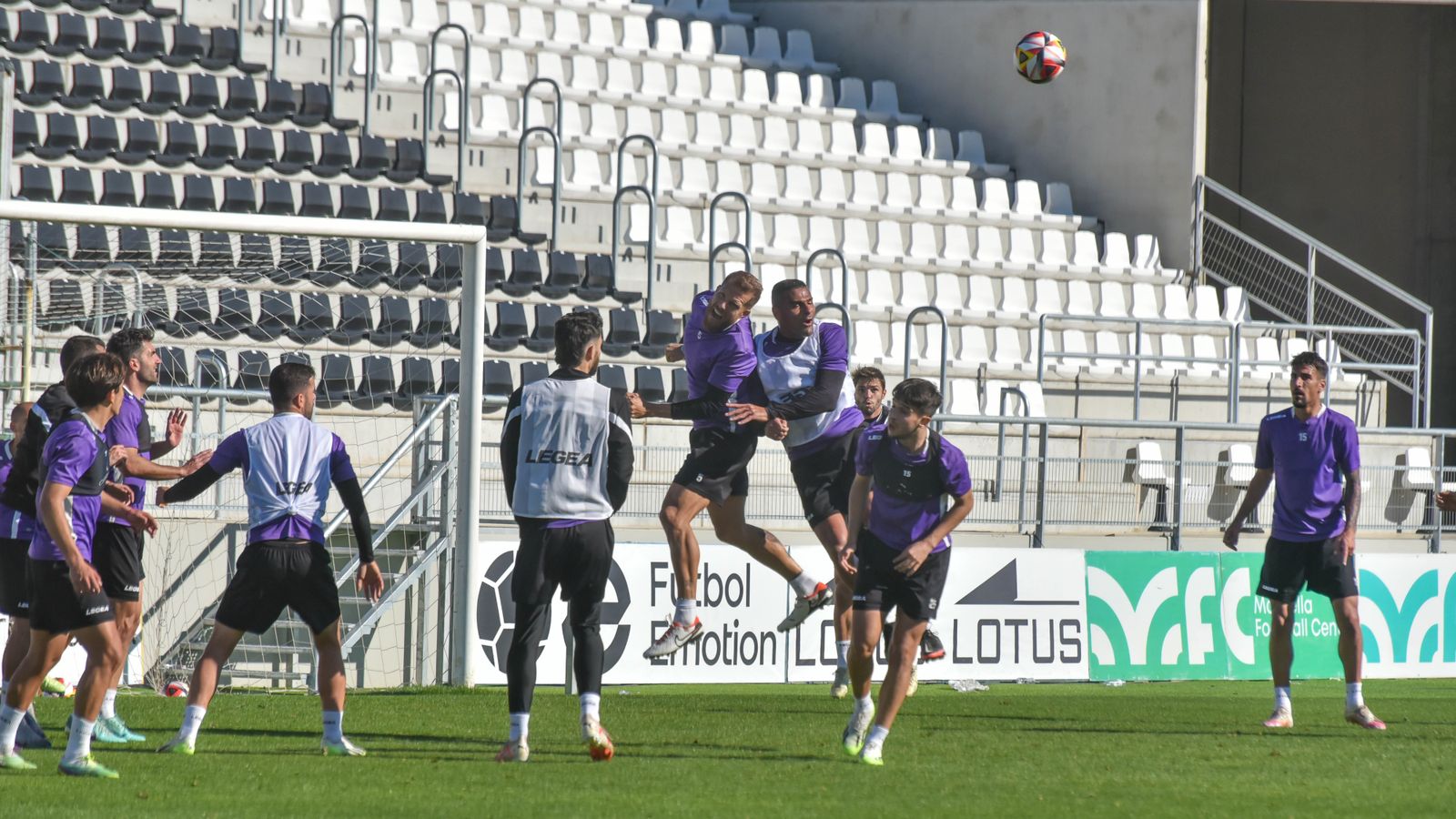 Las fotos del entrenamiento de la Balona previo a la visita del líder Yeclano
