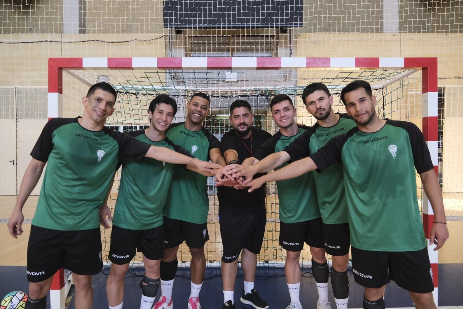 El primer entrenamiento del Córdoba Futsal, en imágenes