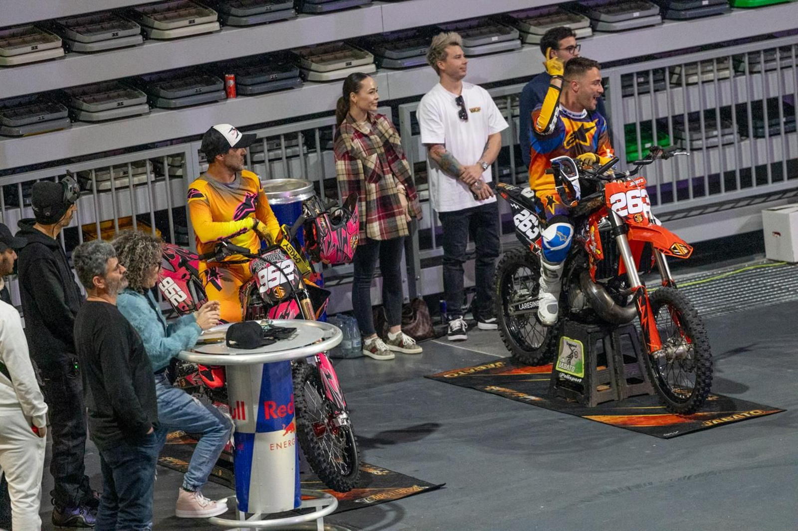 En imágenes: el Soloflow Freestyle enamora en Jaén con acrobacias y espectáculo en estado puro