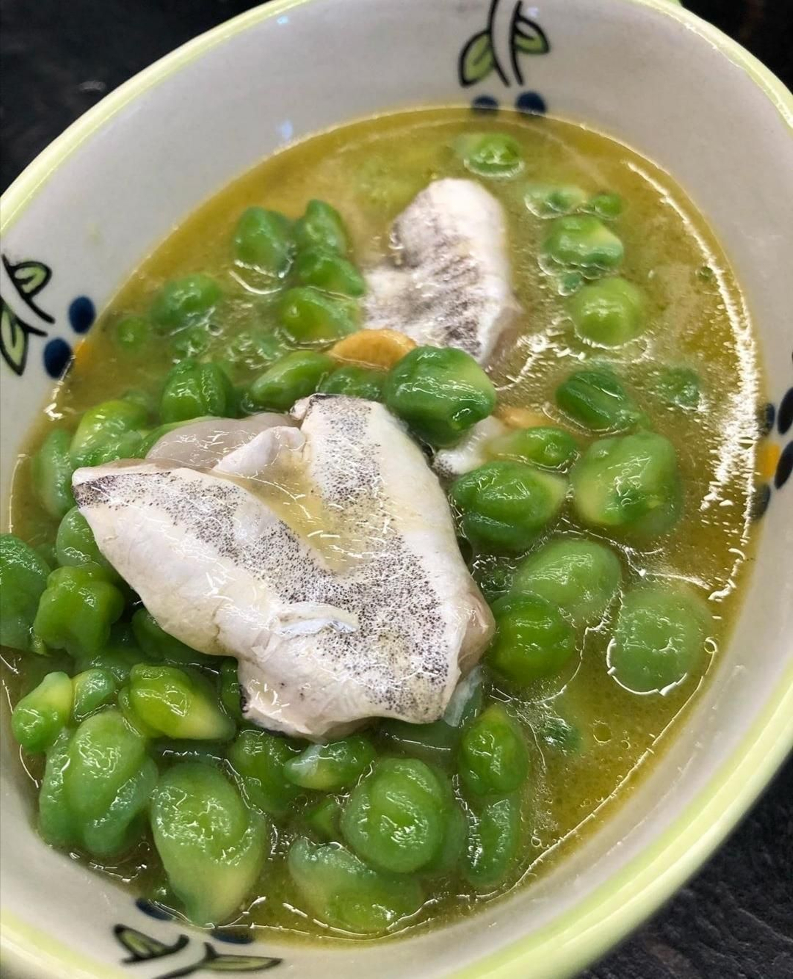 Los garbanzos verdes con cocochas de Chicote que arrasan en Instagram