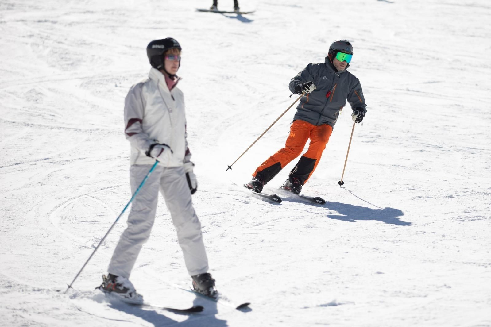 La jornada de esquí en Sierra Nevada, en imágenes