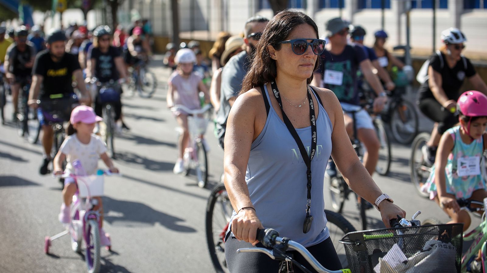 Gran ambiente en la fiesta de la bici y la amistad