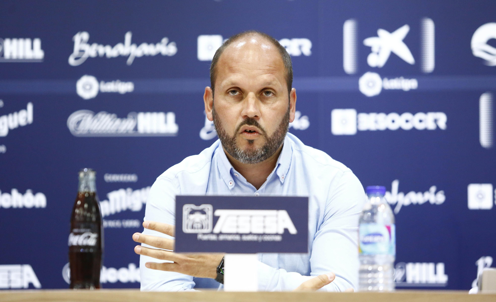 La presentación de José Alberto López con el Málaga, en fotos