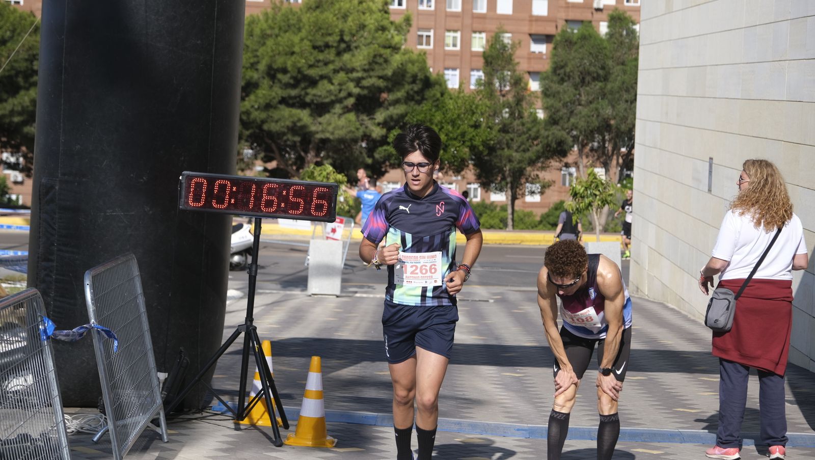 Imágenes de la II Carrera Sin Humo, en Almería