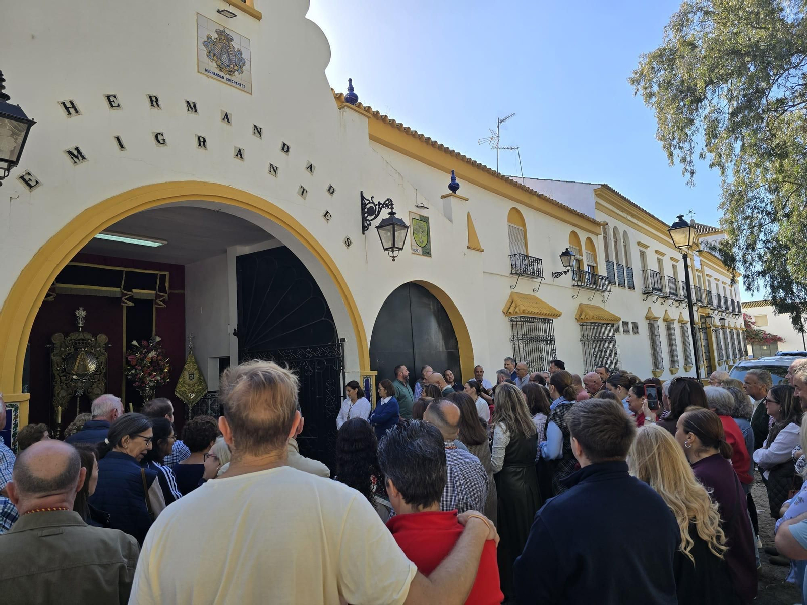 Las mejores imágenes de la peregrinación extraordinaria de Emigrantes a la aldea de El Rocío