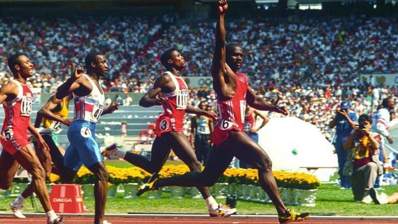 Ben Johnson le ganó a Carl Lewis de forma fraudulenta.