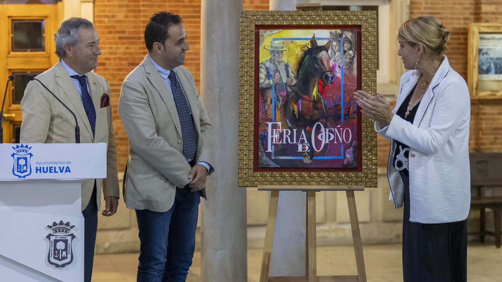 Momento en el que descubren el cartel de la Feria del Caballo.